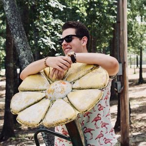 Meet your Posher, Avery